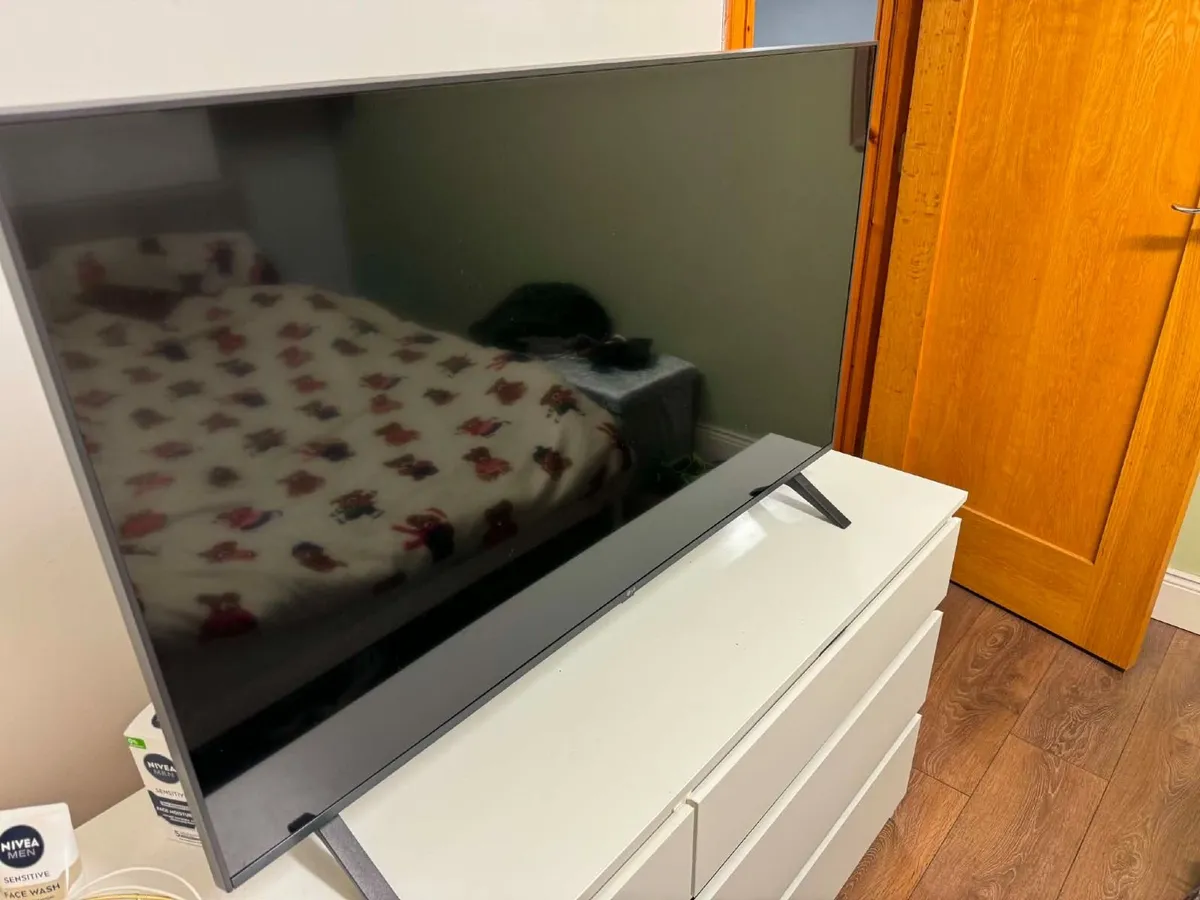 LG 43 4K SMART TV - Image 2