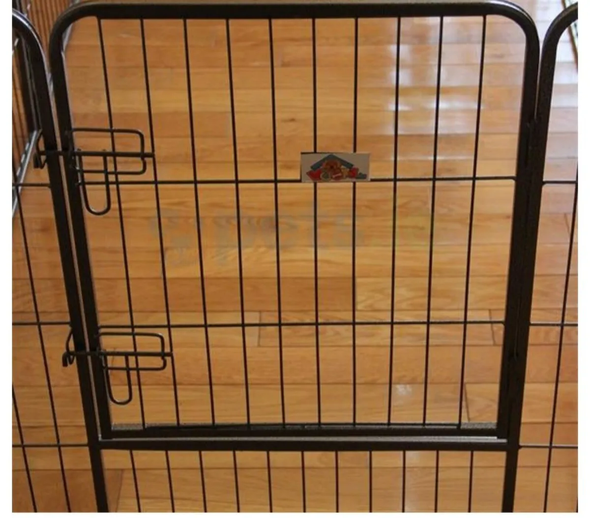 Dog pen - Image 1