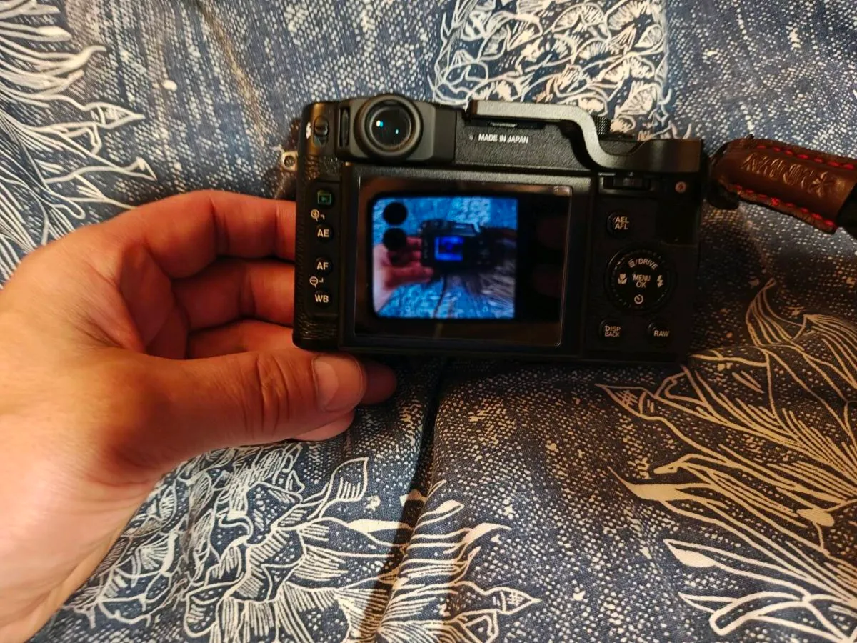 Fujifilm X10 camera - Image 3