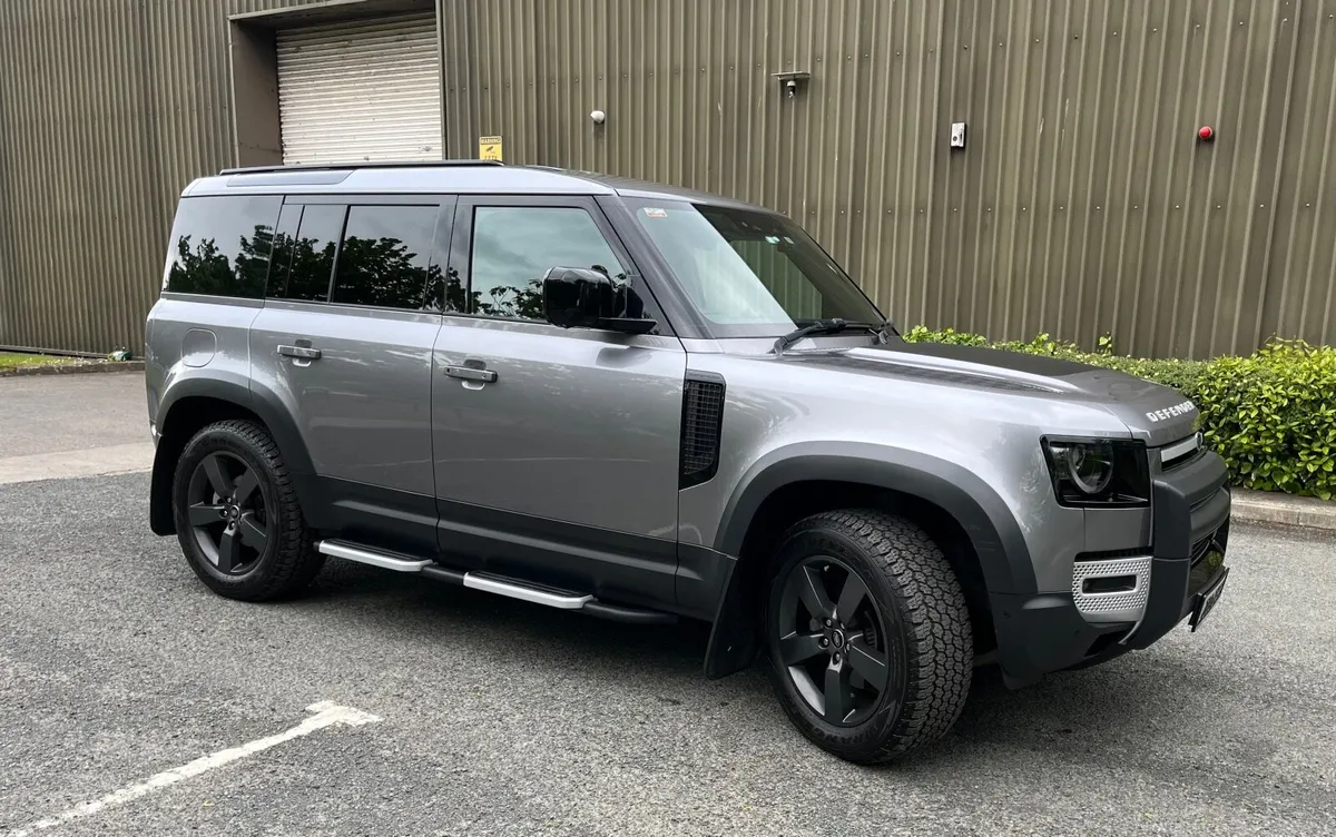 Land Rover Defender 2021 - Image 1