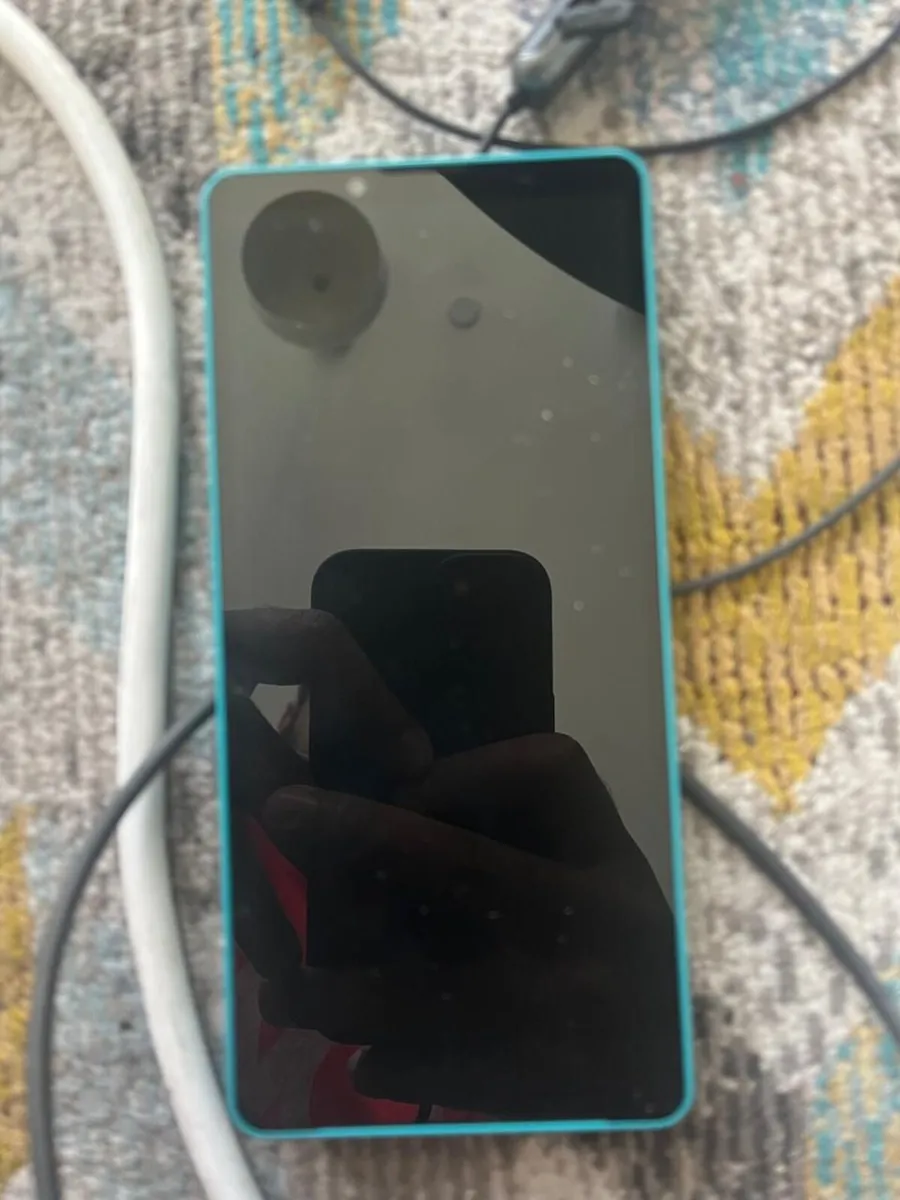 Sony Xperia 10 VII 128gb blue color very lite used - Image 1