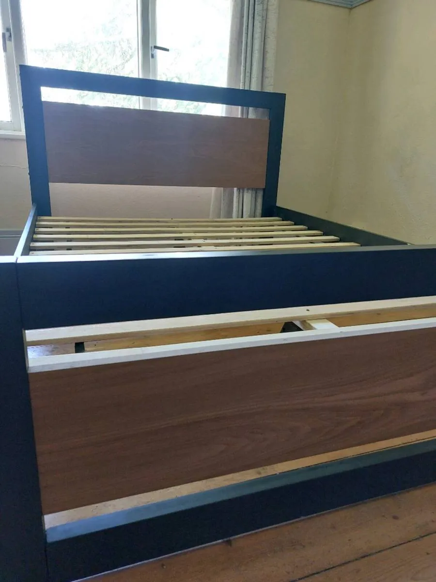 Double Bedframe and Matching Locker - Image 2
