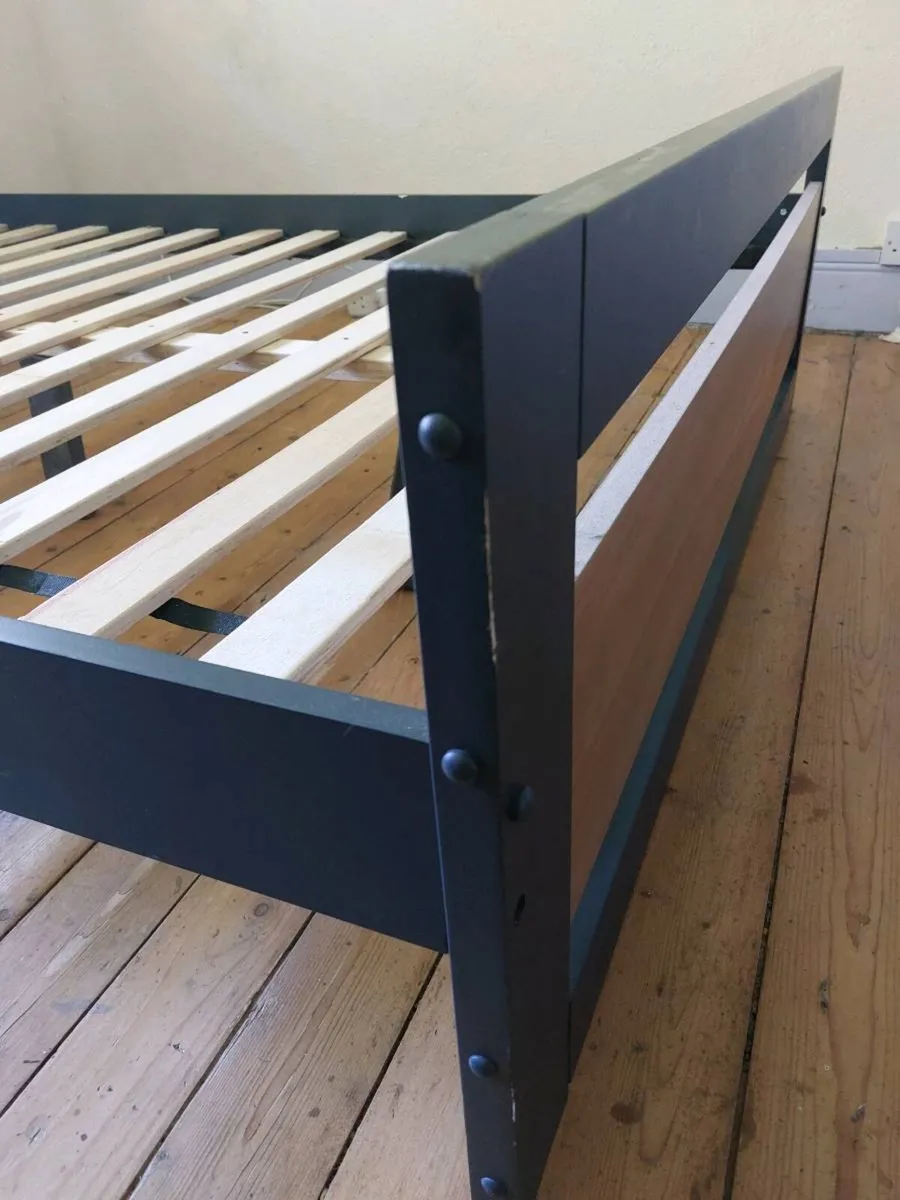 Double Bedframe and Matching Locker - Image 3