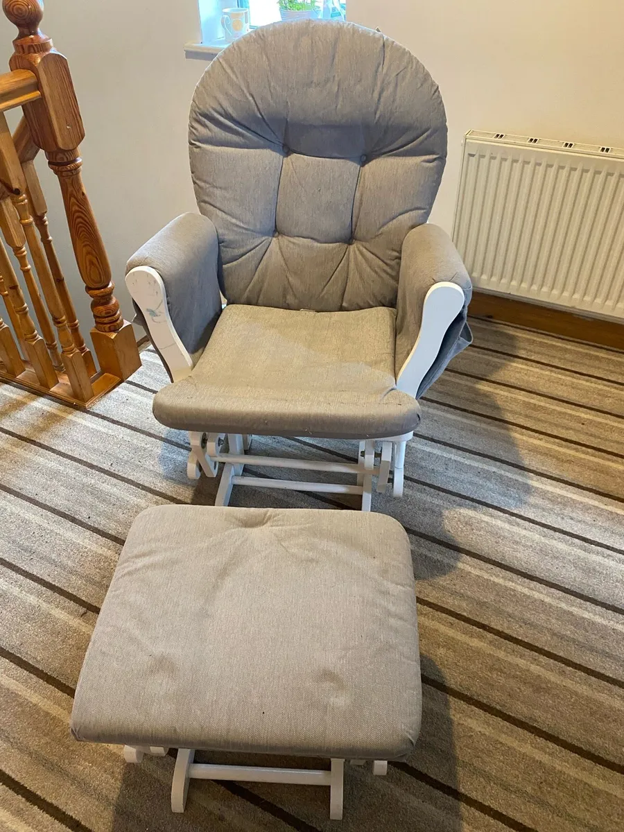 baby breastfeeding chair - Image 1