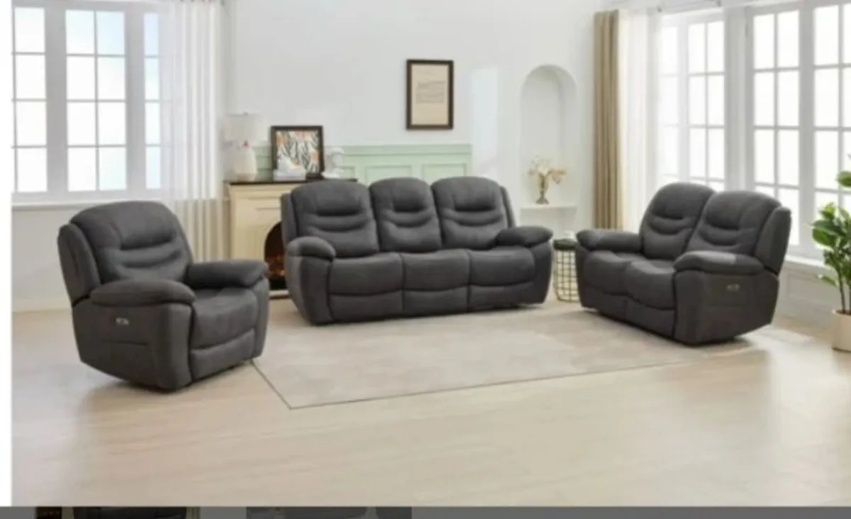 Bremen Electric Reclining 3 Seater Sofa - Image 1