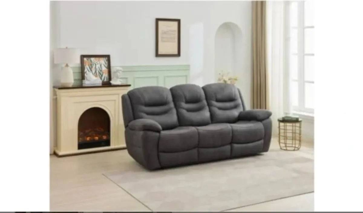 Bremen Electric Reclining 3 Seater Sofa - Image 2