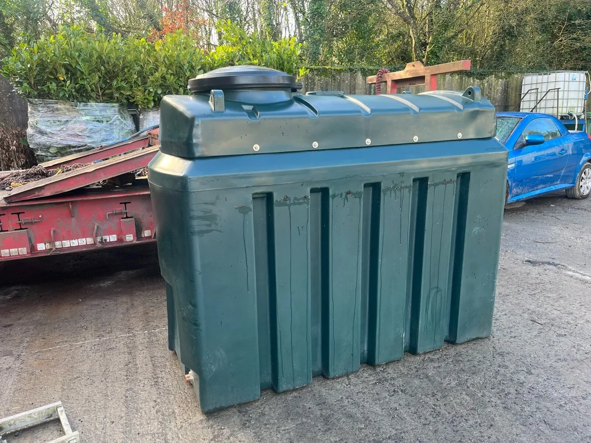 Oil tanks - Image 4