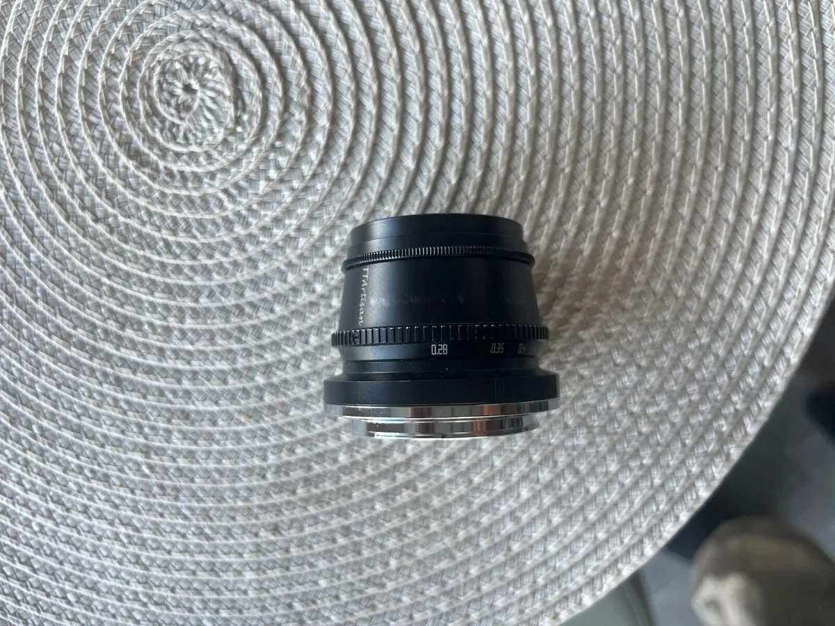 TT Artisan 35mm f1.4 / Sony E-mount camera Lens - Image 4