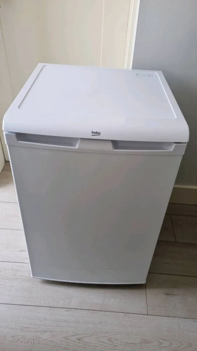 Beko Undercounter Fridge - Image 3