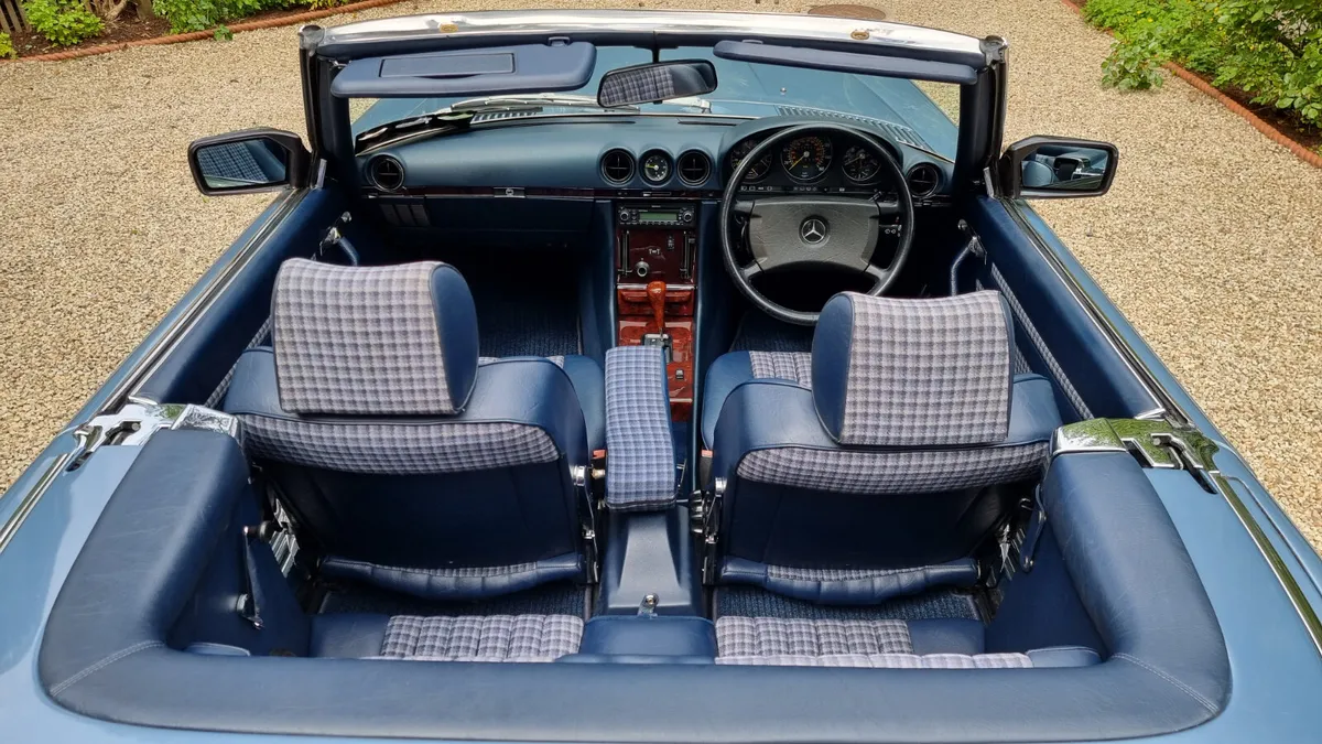 1986 Mercedes-Benz 300SL - Image 4