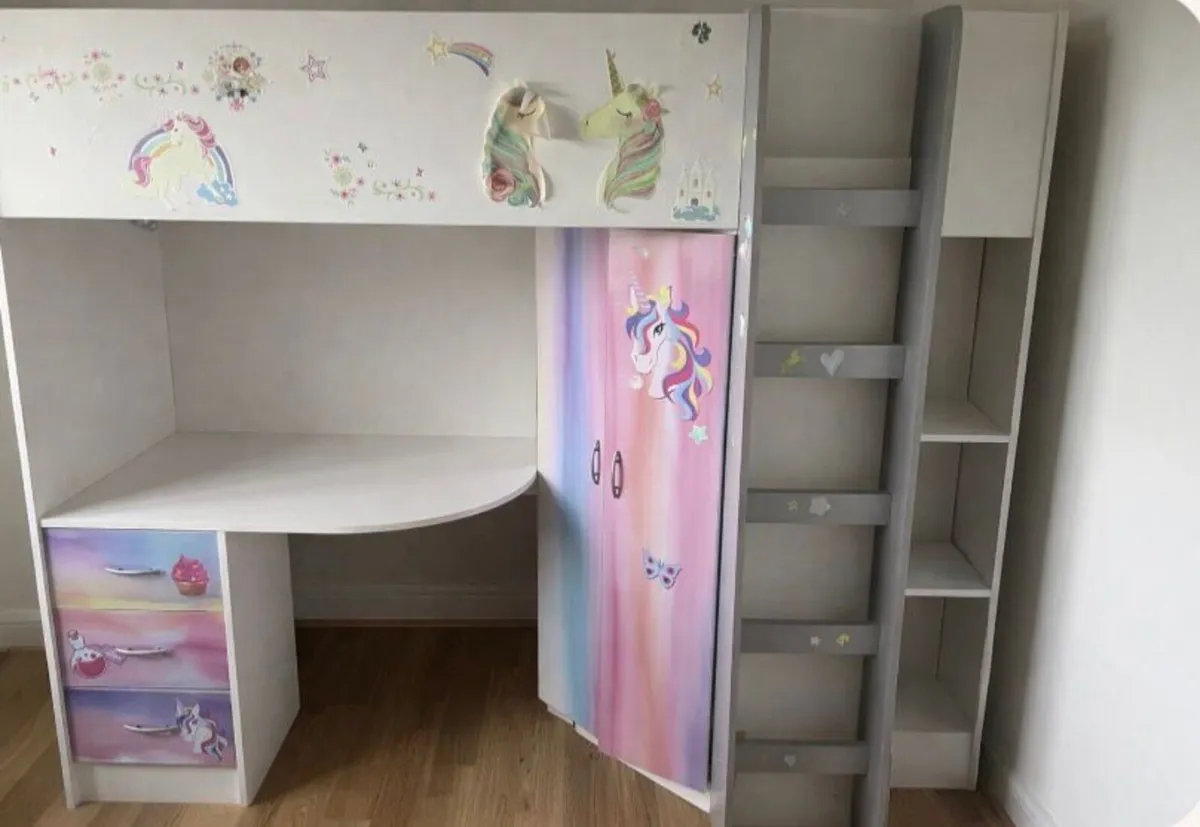 Kids bed - Image 1