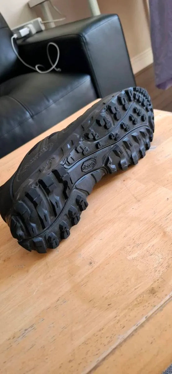 Shoe - Image 4