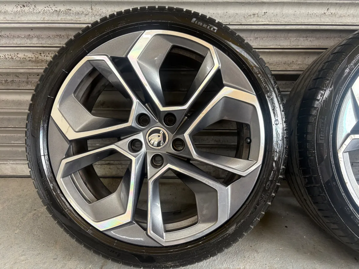 19” Skoda Octavia VRS Alloys - Image 2