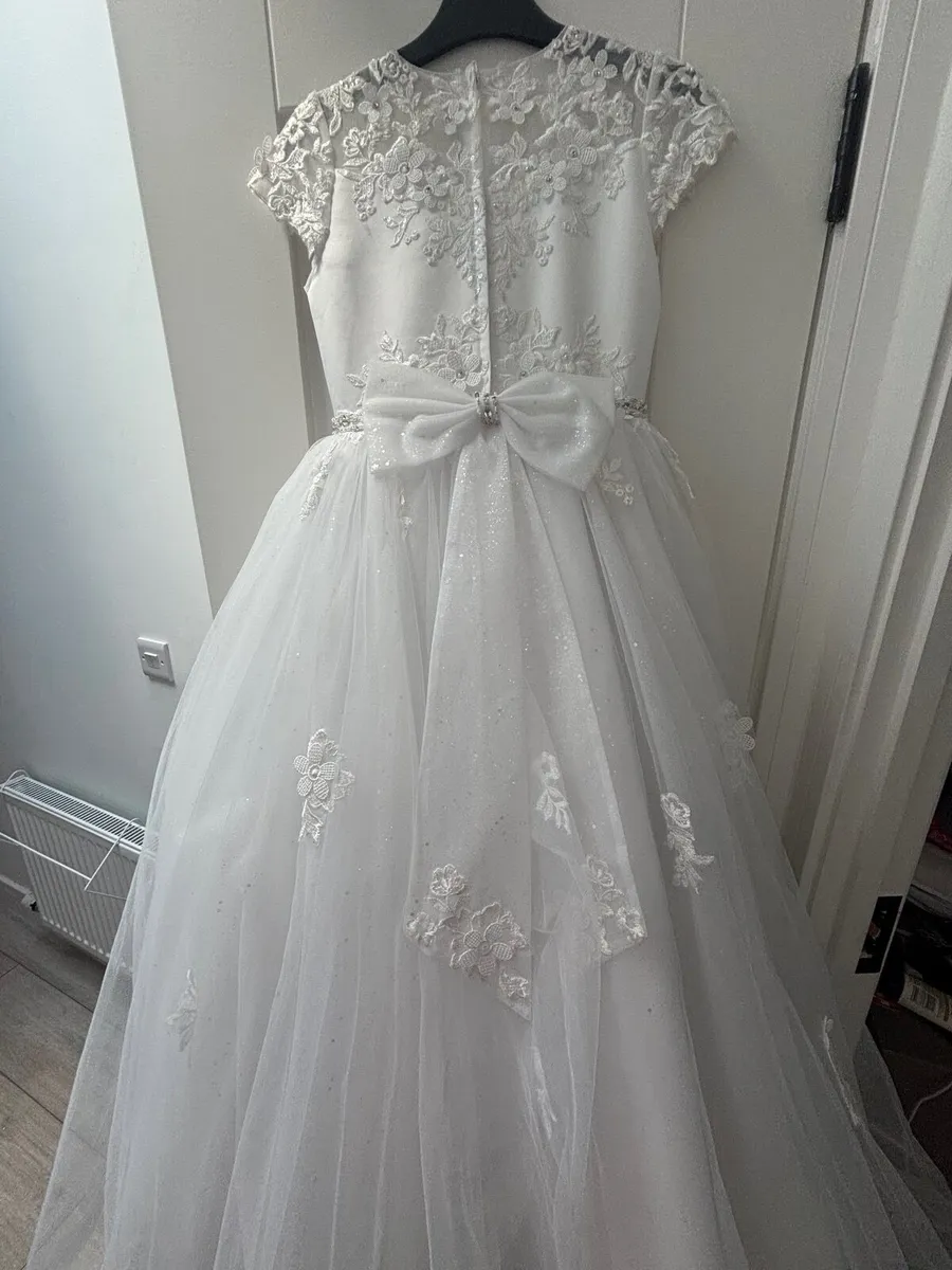 Communion dress - Image 3