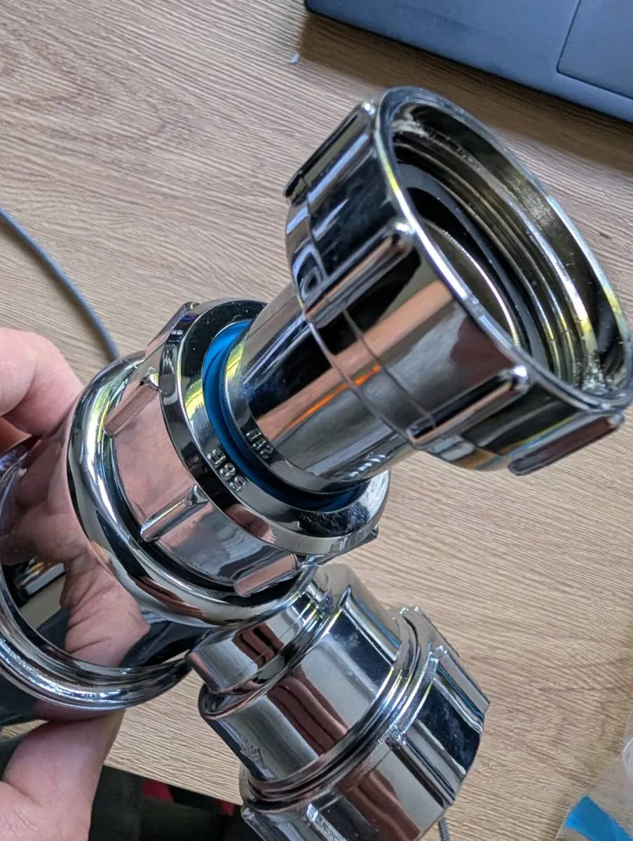 Sink waste - Image 4