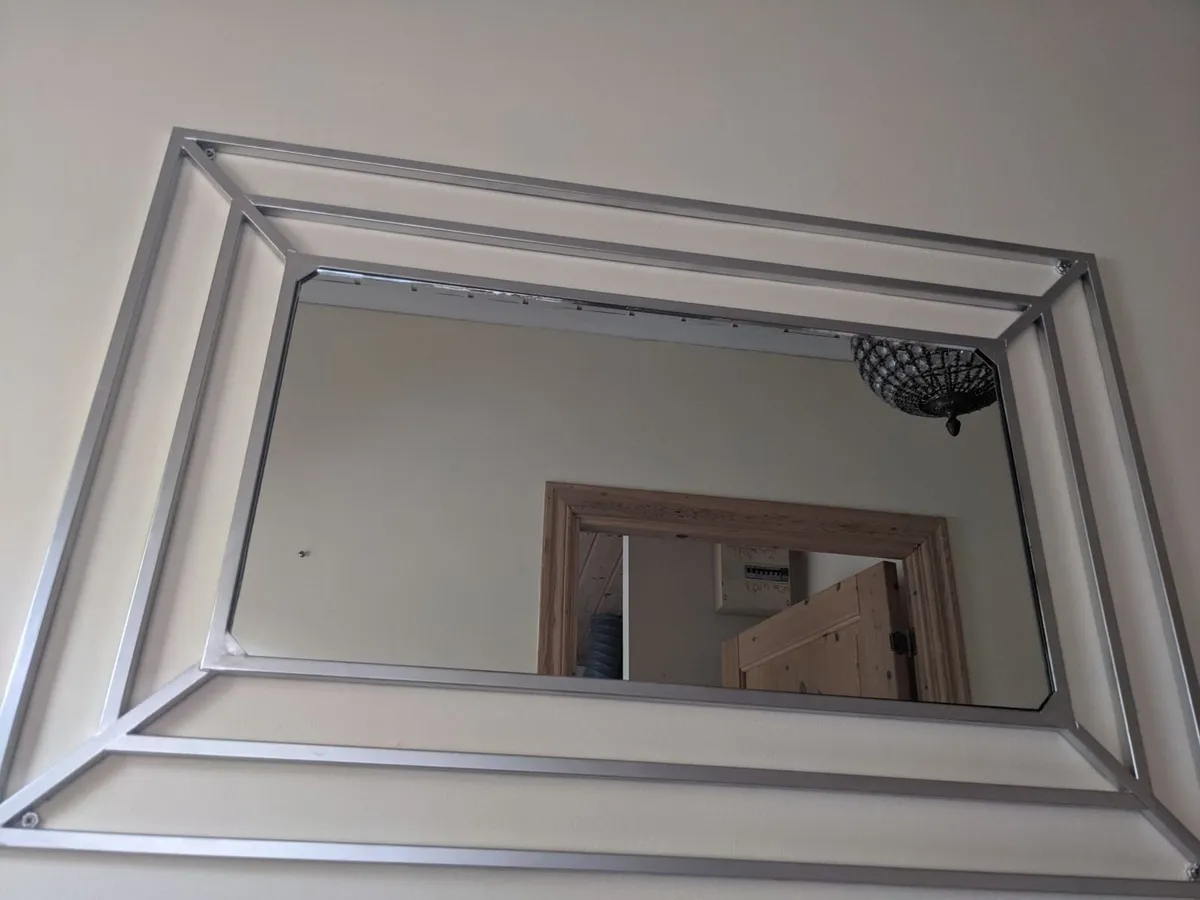 Hallway table & mirror - Image 4