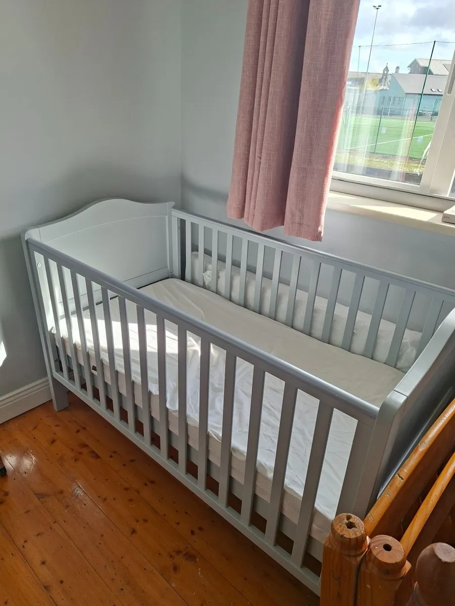 Toddler bed & Travel cot for sale - Image 2