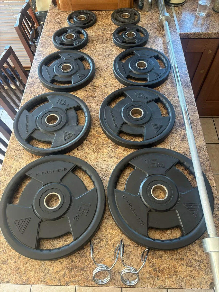 7 FT OLYMPIC BAR+ HIGH END URETHANE WEIGHTS - Image 2