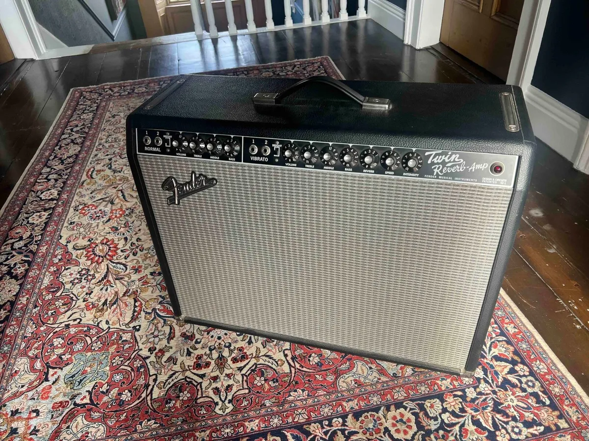 Fender '65 Twin Reverb Guitar Amplifer - As New