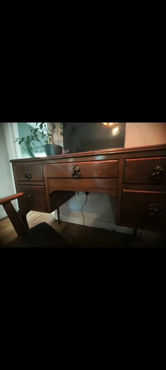 Desk - Image 1