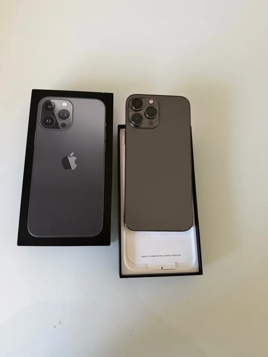 iPhone 13 Pro Max - Image 1