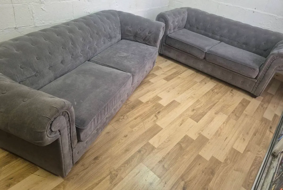 3&2 chesterfield set,Dublin Delivery - Image 4