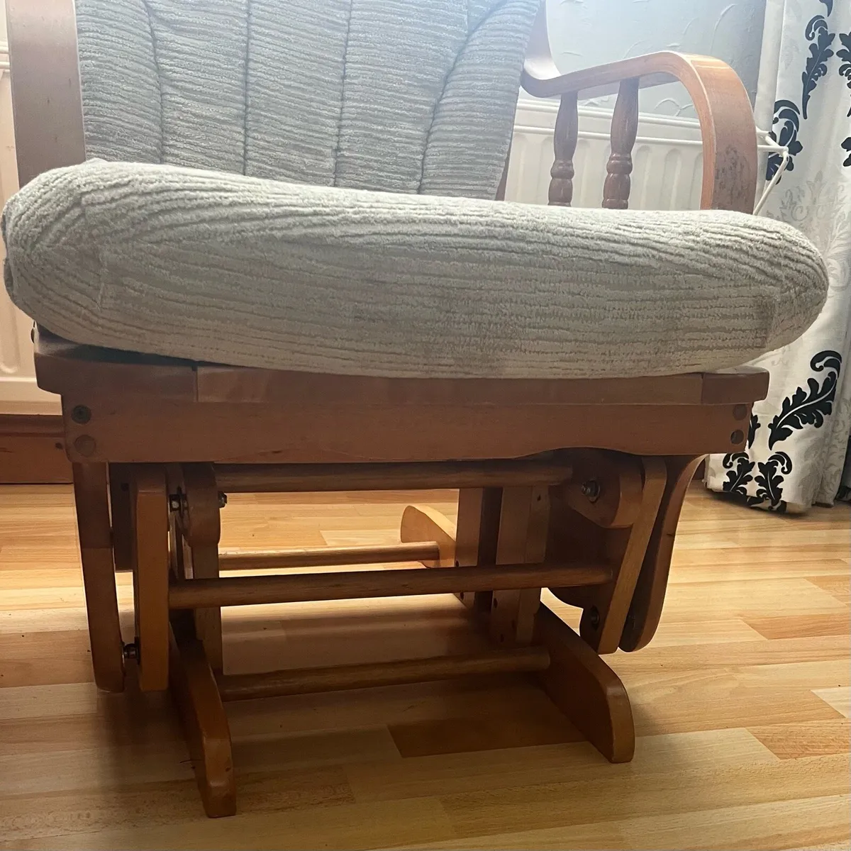 2 x Rocking Chairs - Image 4