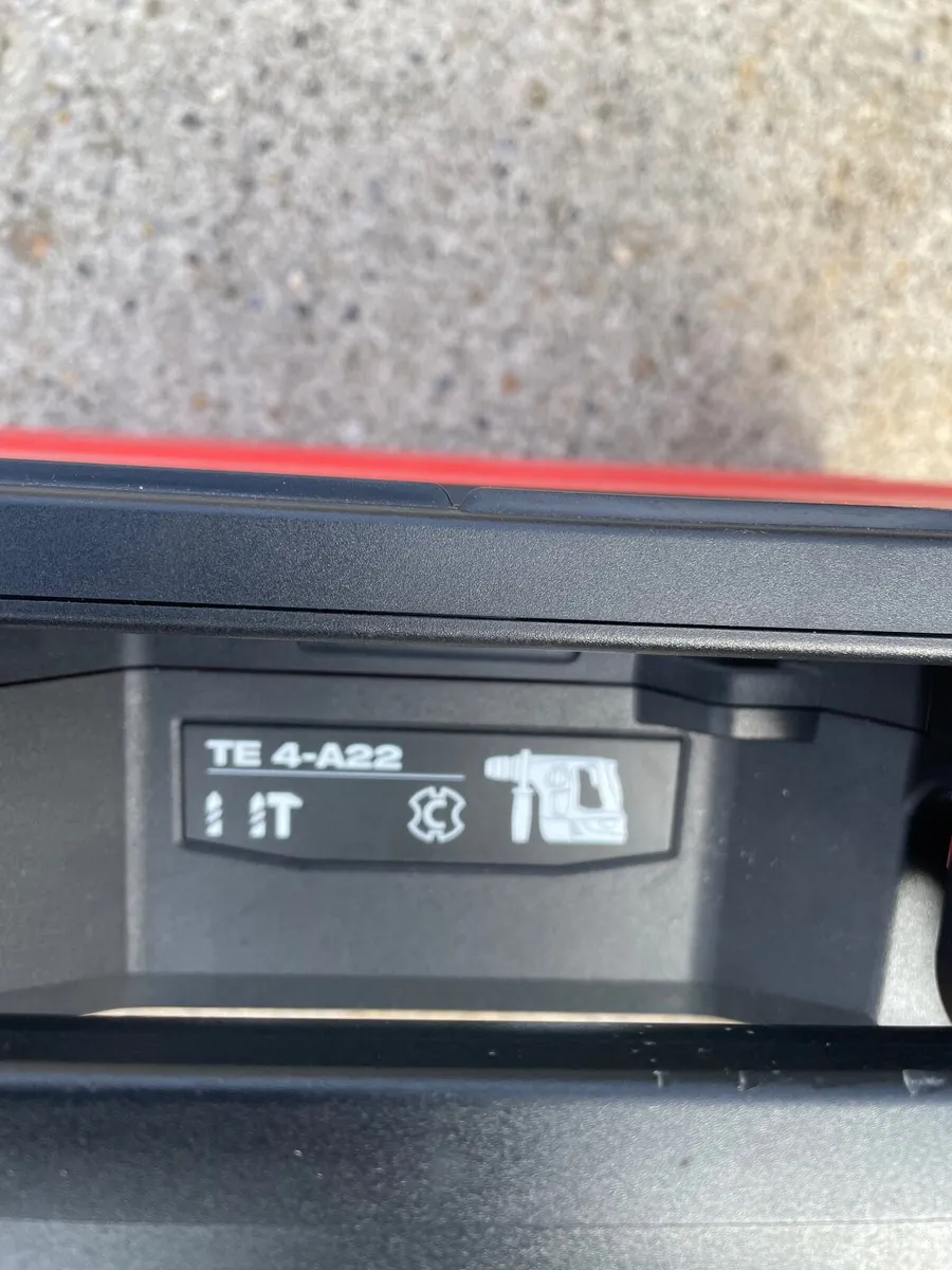 Hilti tool box - Image 3
