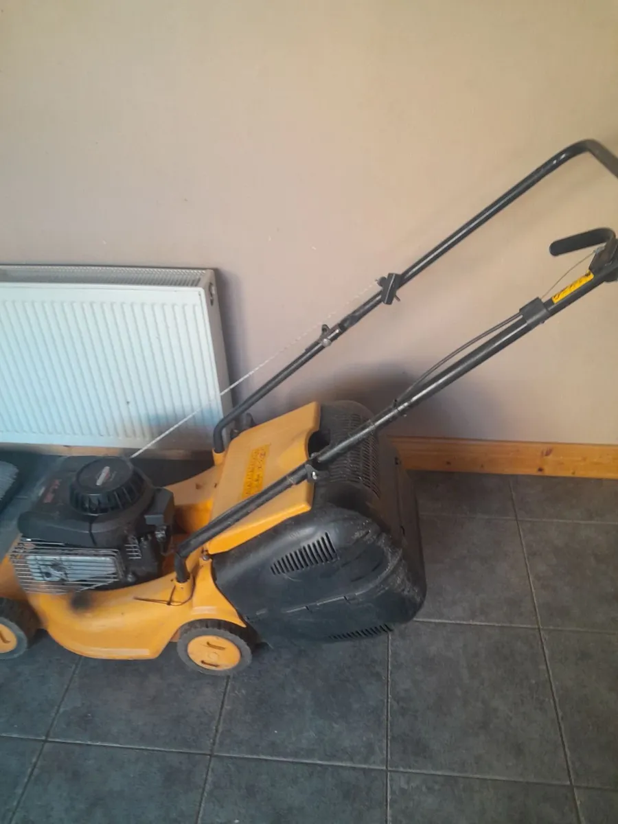 Lawnmower - Image 2