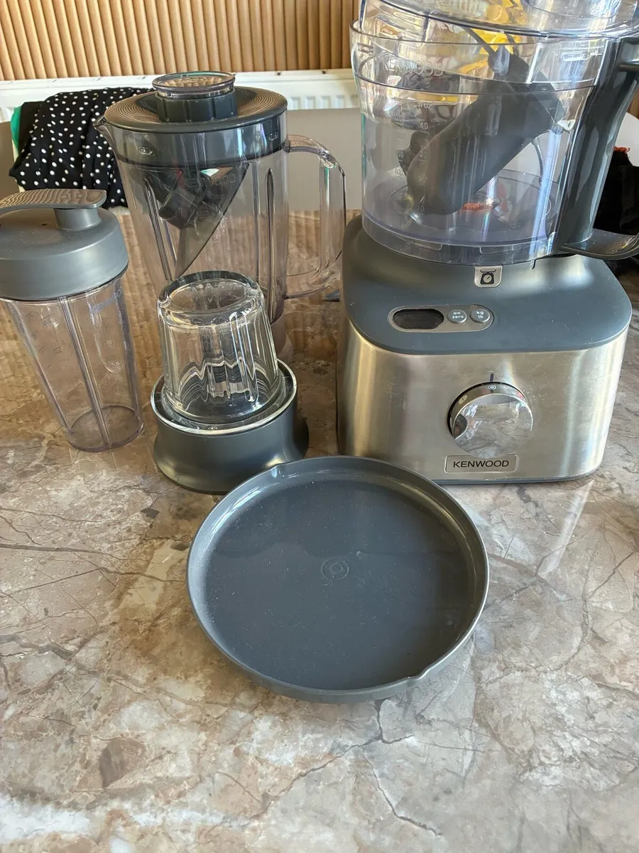 Food processor - Image 2