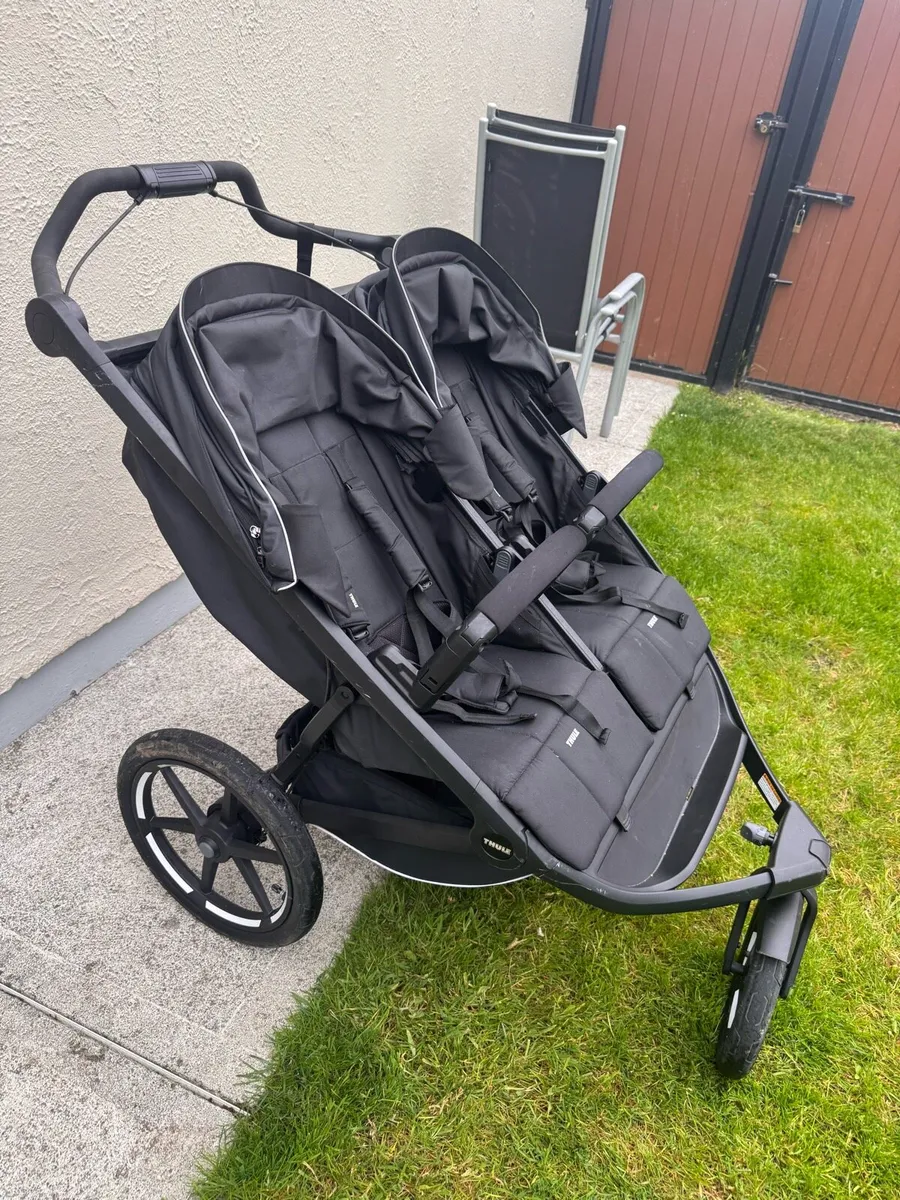 Thule Urban Glide 3 double buggy - Image 2