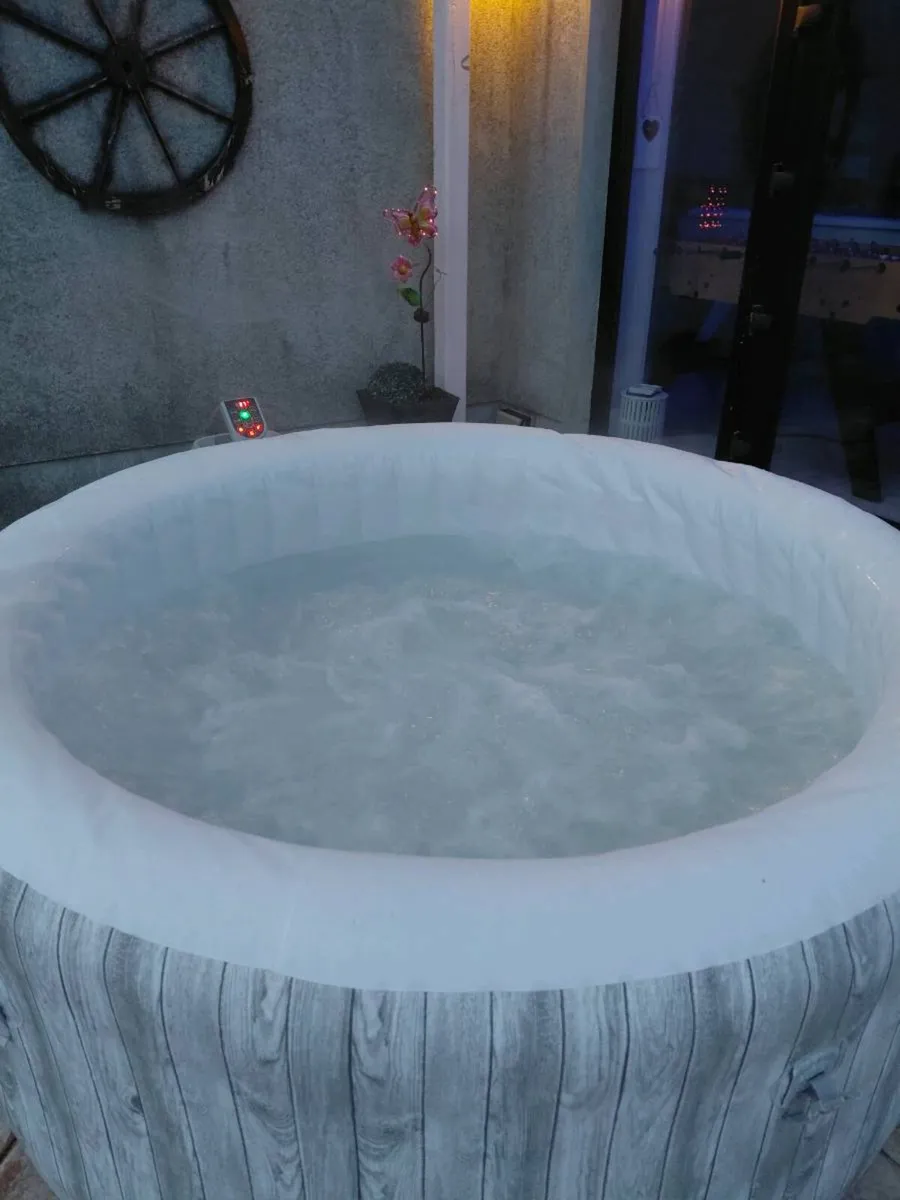 Hot Tub Lay Z Spa - Image 4