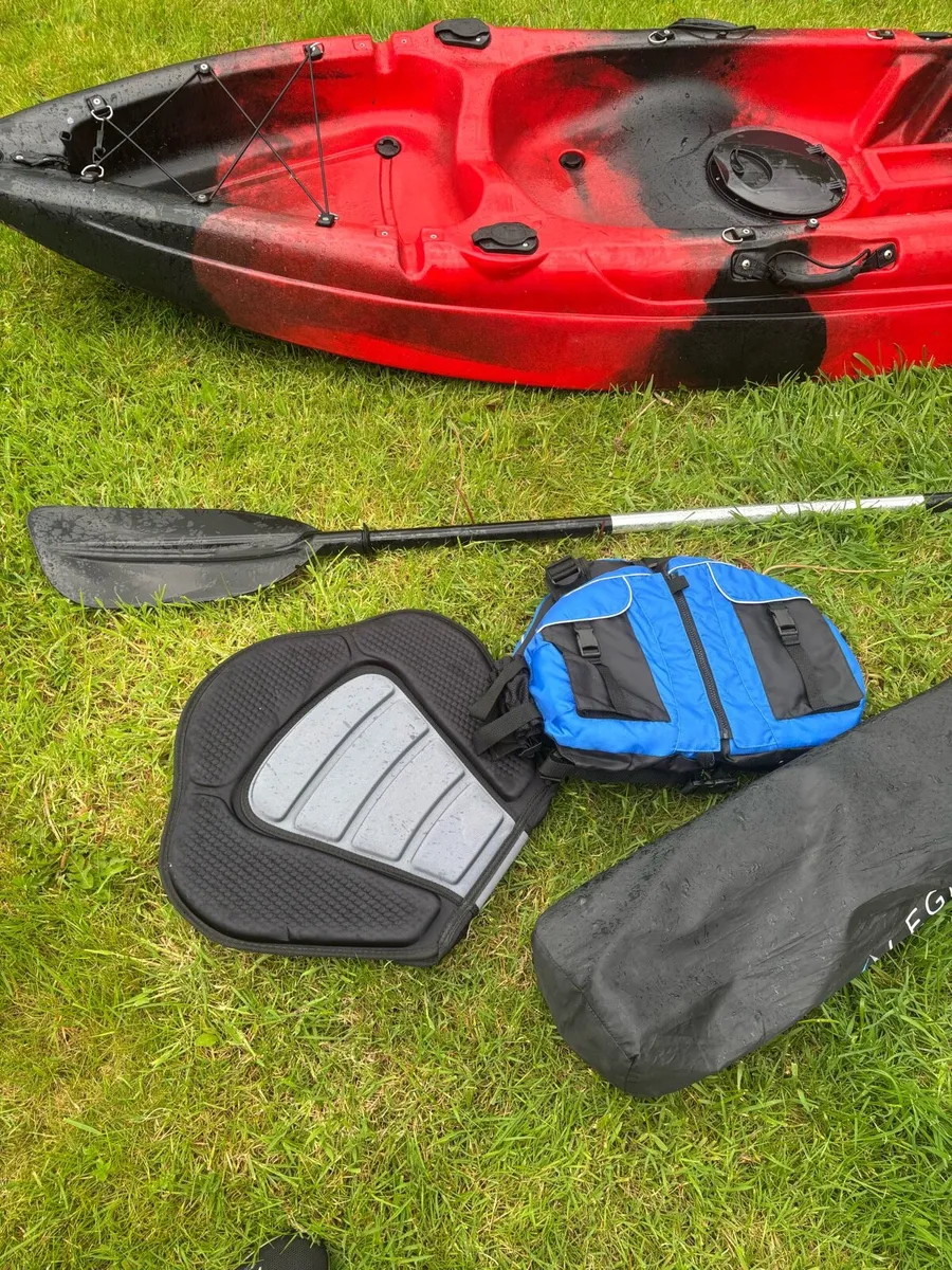 Kayak - Image 4