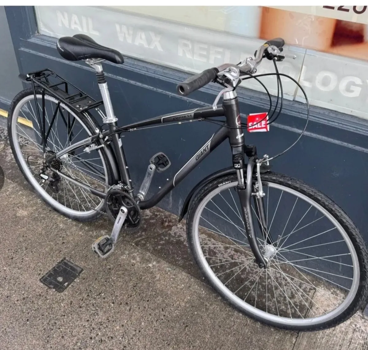 Giant Cypress City Bike - Image 2