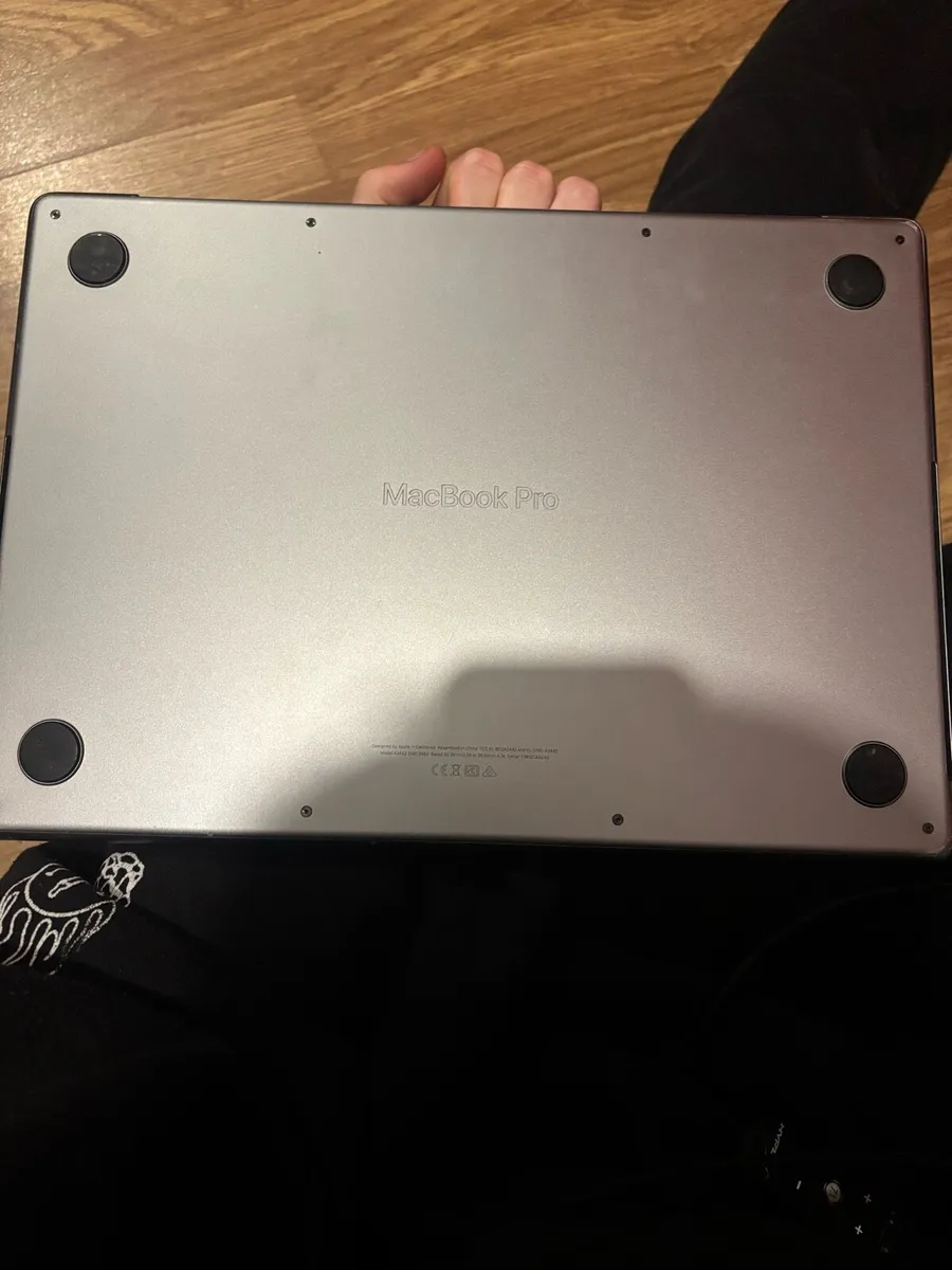 MacBook Pro 2021 M1 - Image 2