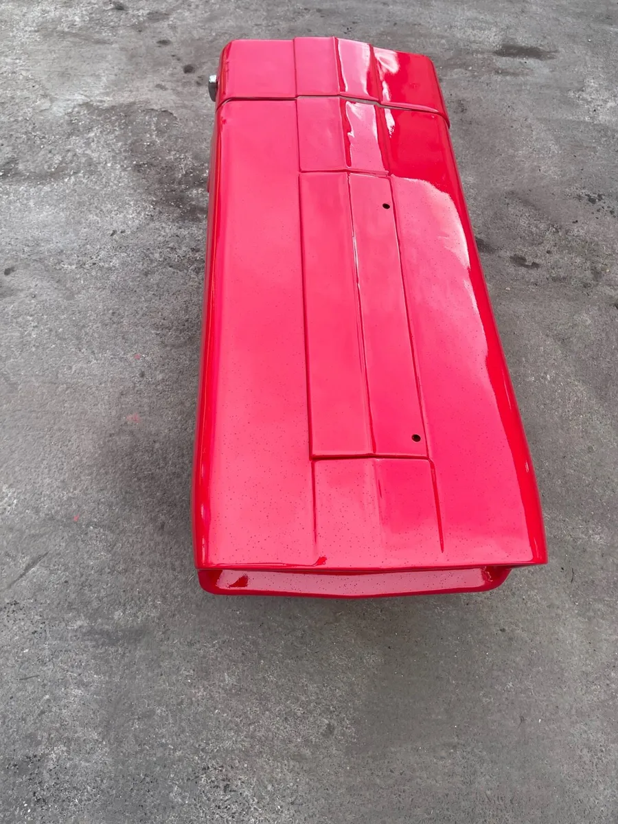 Massey Ferguson 135 bonnet - Image 1