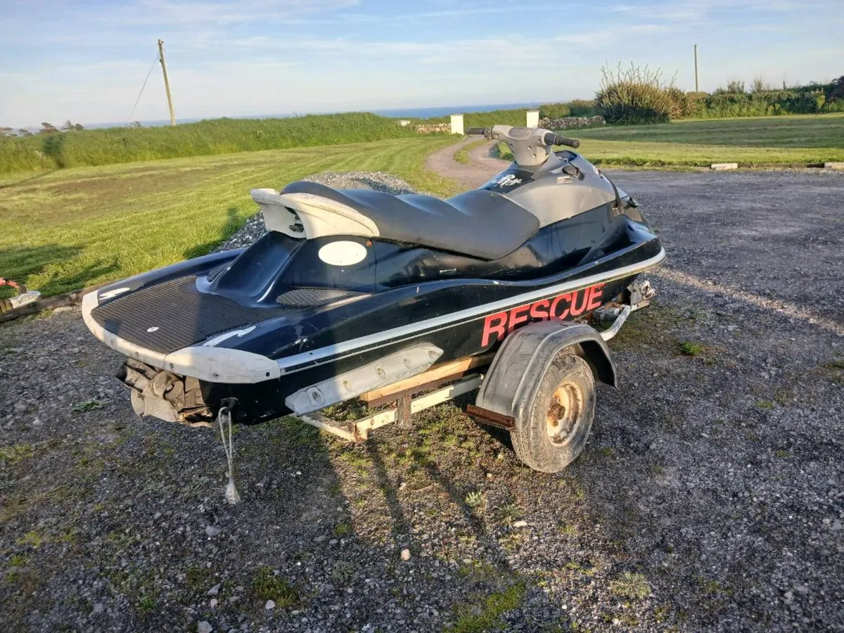 Yamaha VX110 Waverunner 2006 Jetski - Image 2