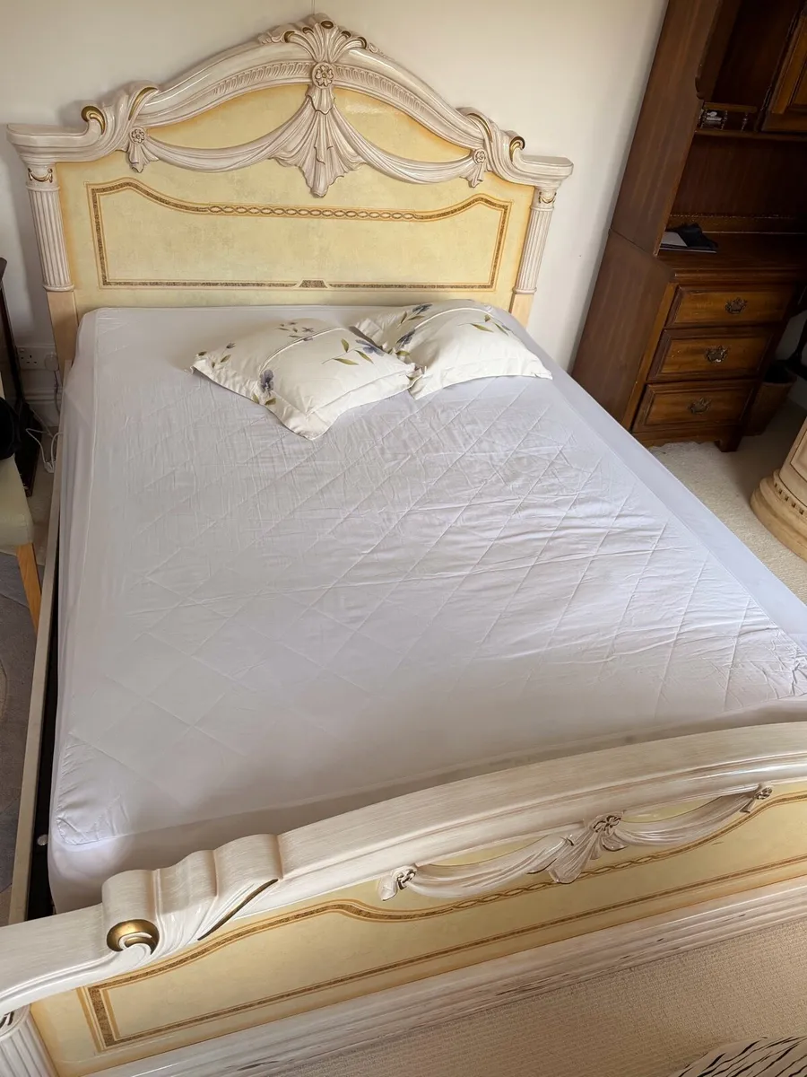 Wardrobe and Bed set - Image 3