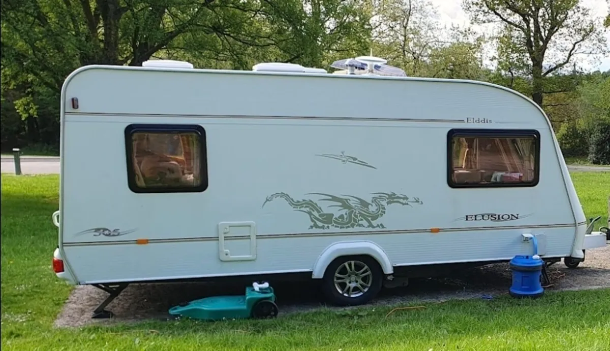 Eldis Elusion 5 Berth Caravan - Image 2