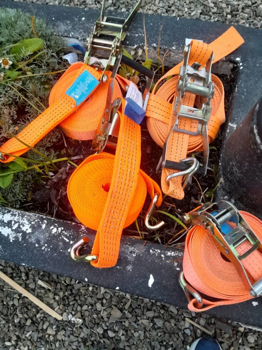 Rachet straps