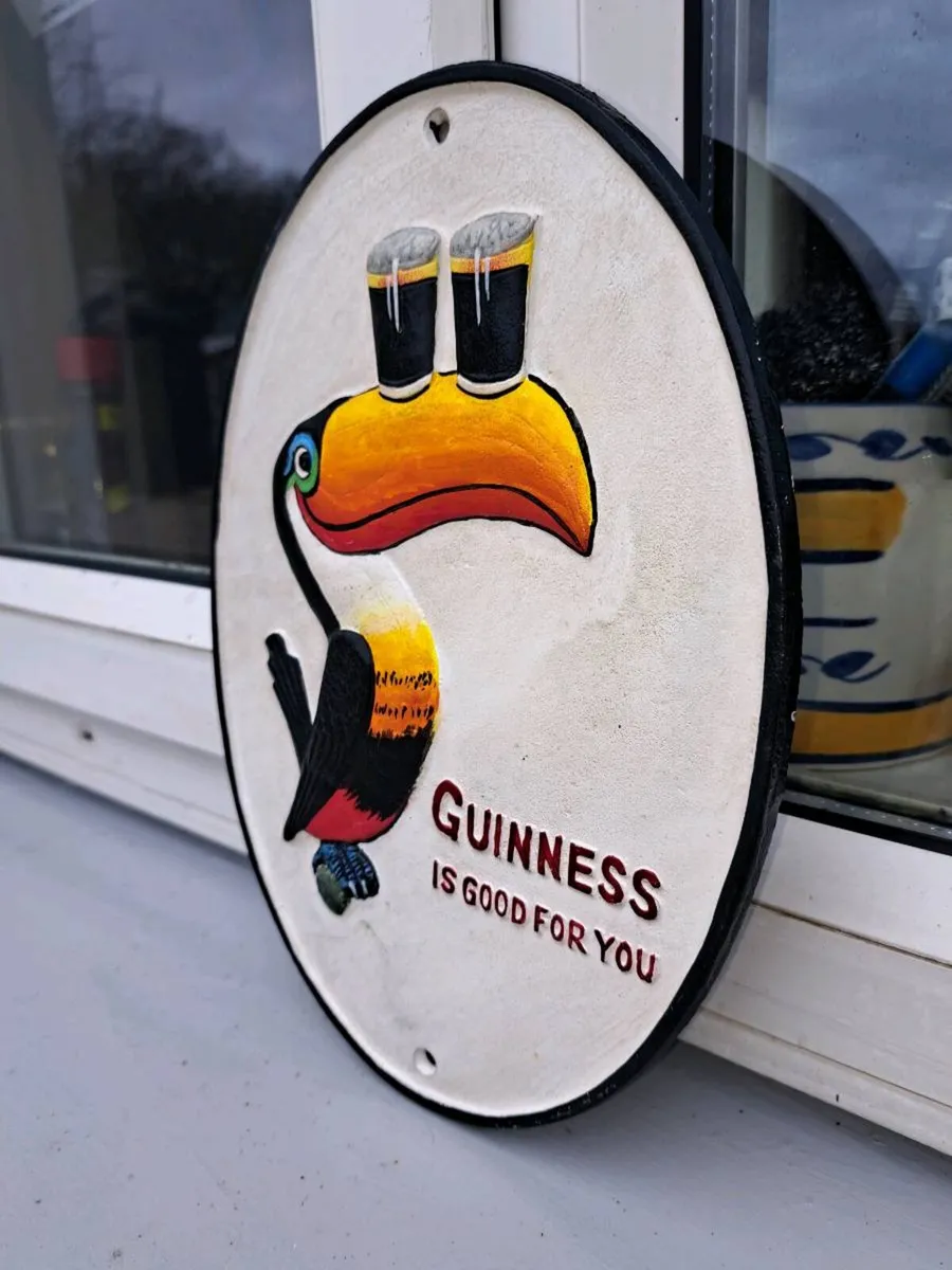Guinness cast iron sign - Image 2