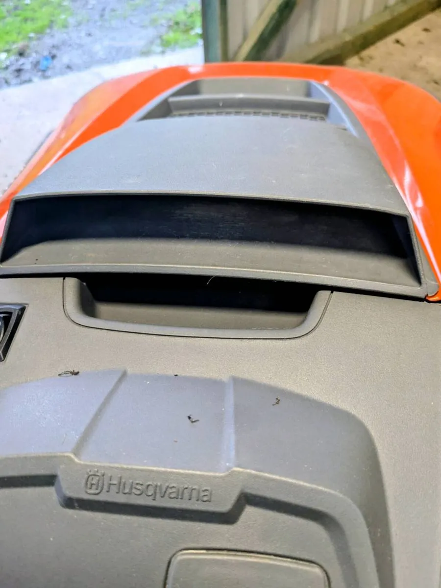 Husqvarna Ride on mower