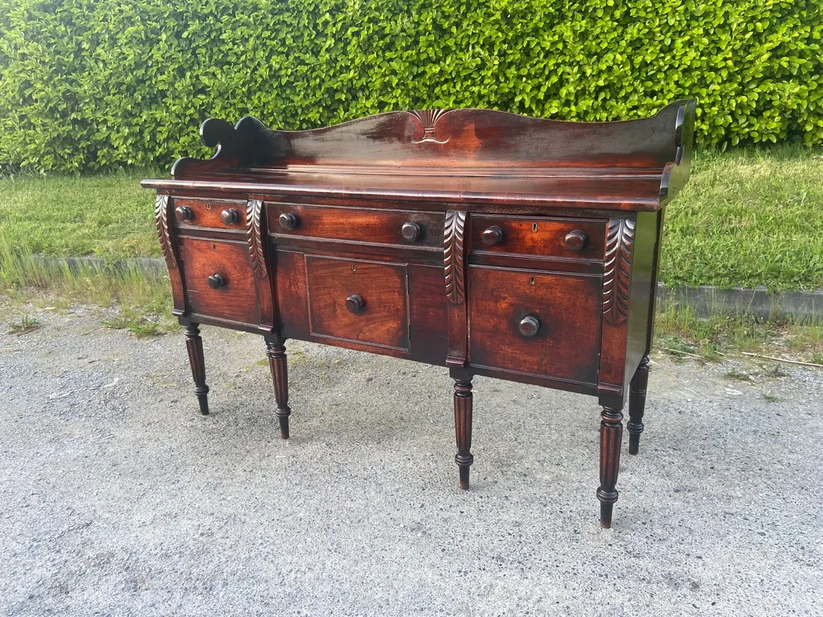 18th century hunt sideboard - Image 2