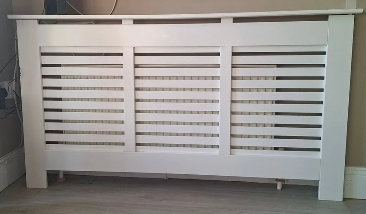 Large modern white radiator cover - Image 1