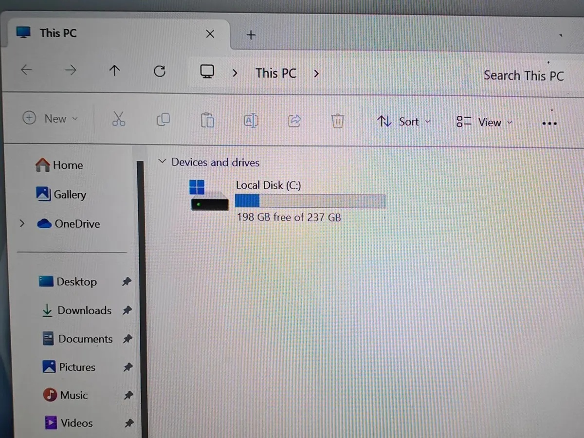 DELL Latitude 5310 2-in-1 360 Rotated Touchscreen - Image 2
