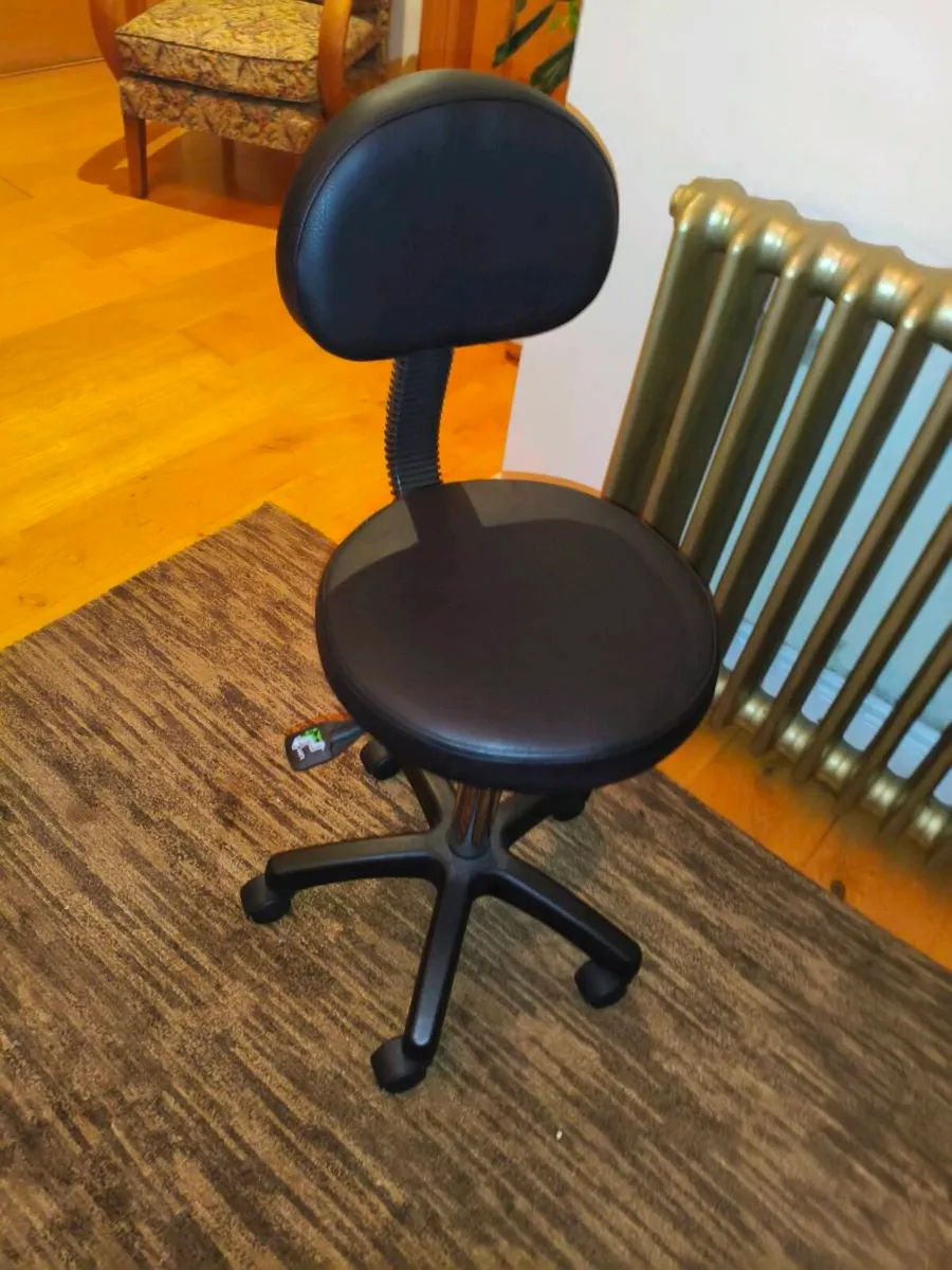 New stool , 40 Euro - Image 3