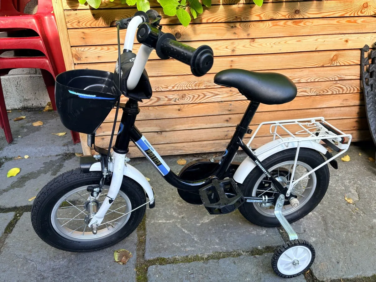 Kids bike - Image 1