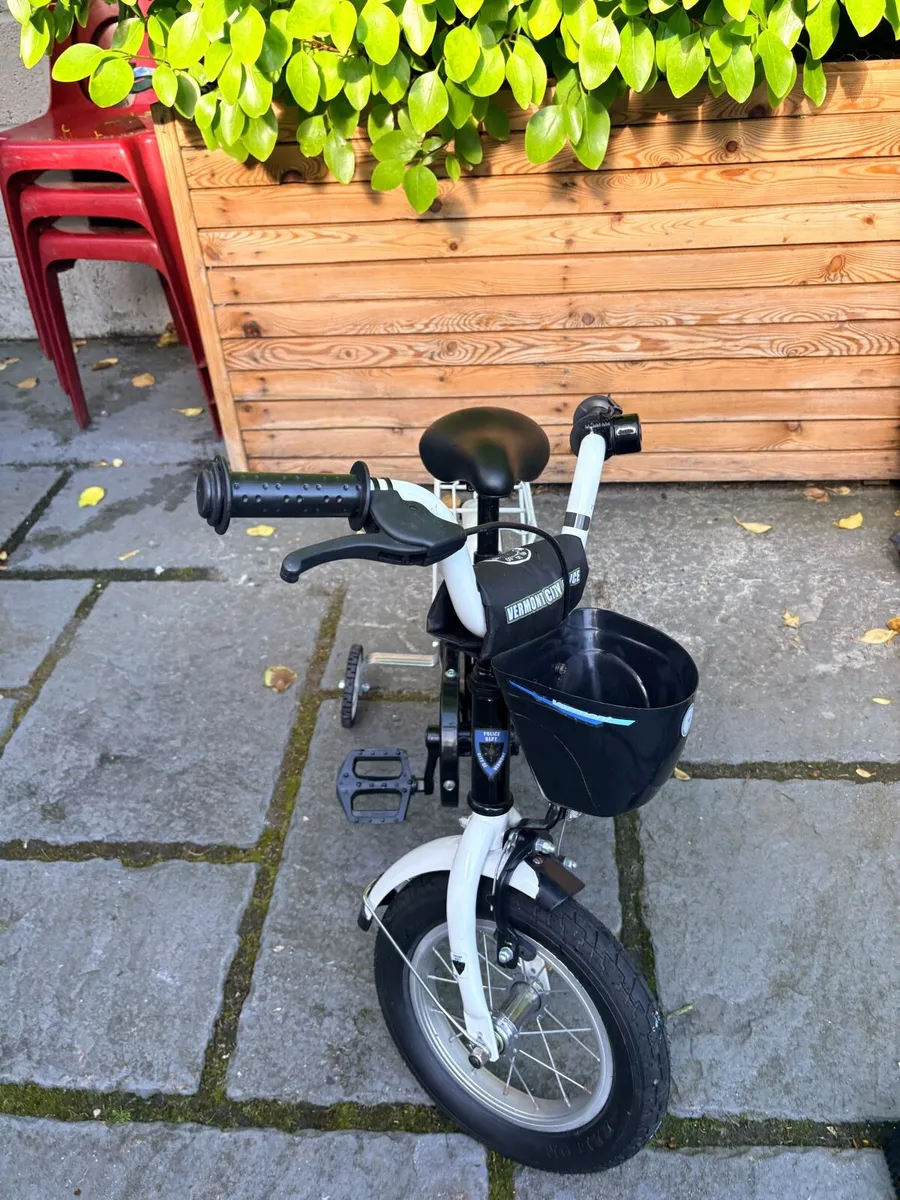 Kids bike - Image 3