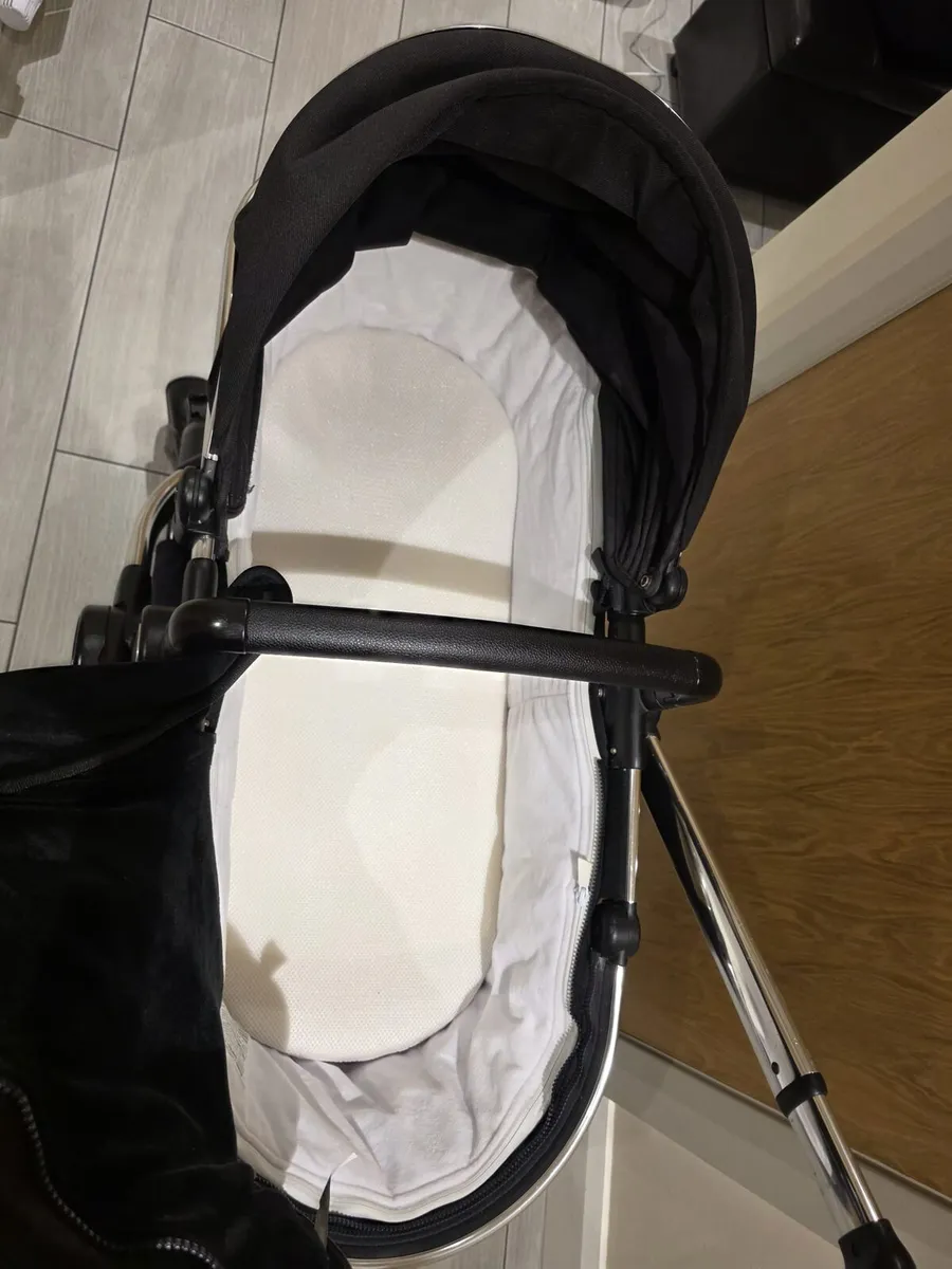 Icandy Peach car seat, isofix included - Image 3