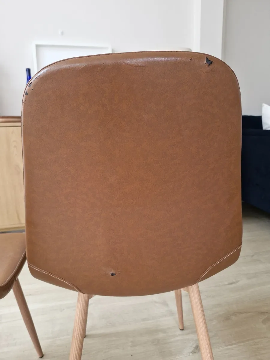 4 dining chairs, leather and oak look. - Image 4